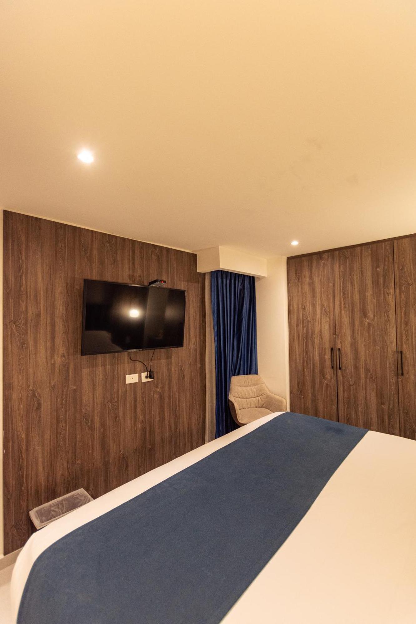 פריירה Zi One Luxury Hotel מראה חיצוני תמונה