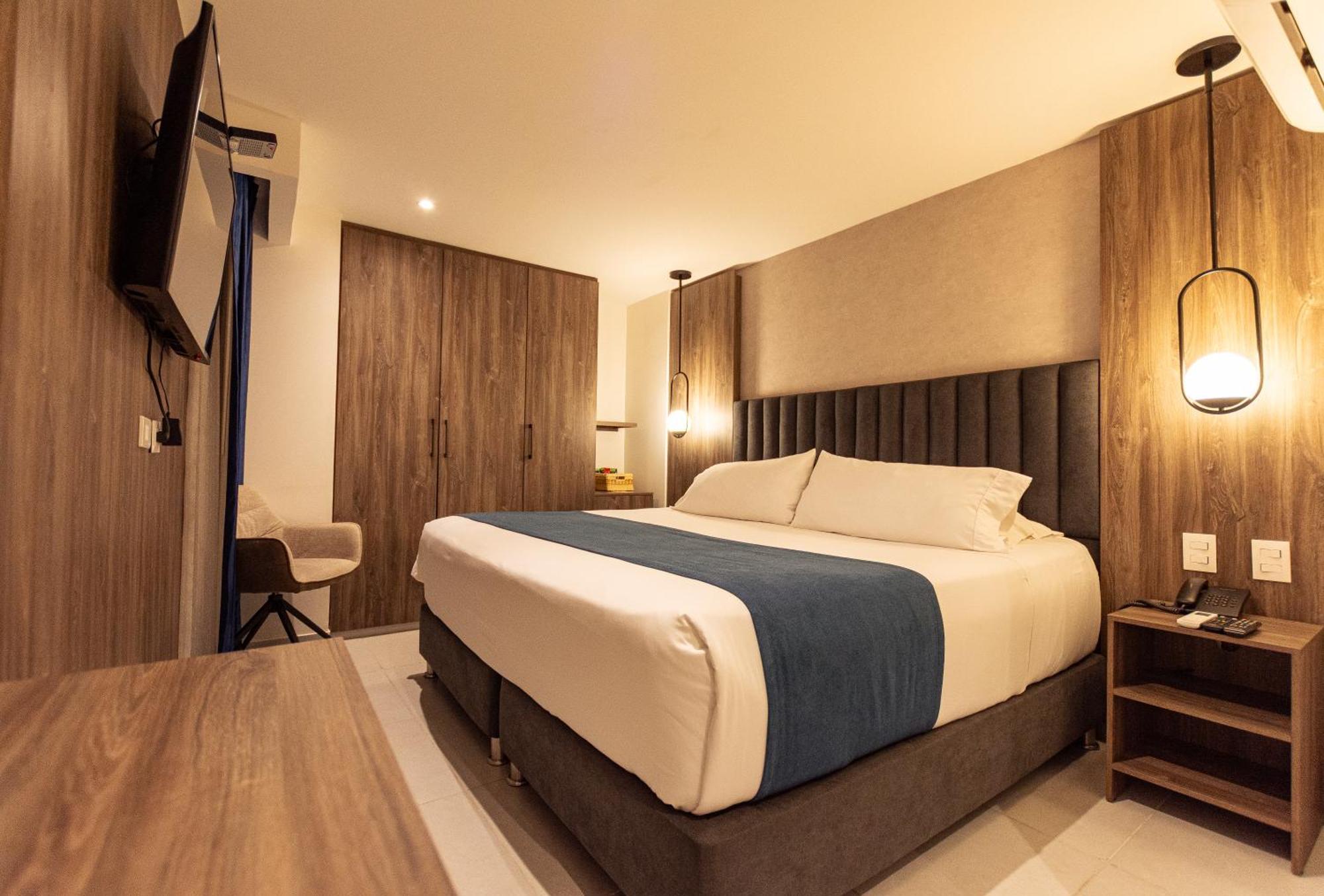 פריירה Zi One Luxury Hotel מראה חיצוני תמונה