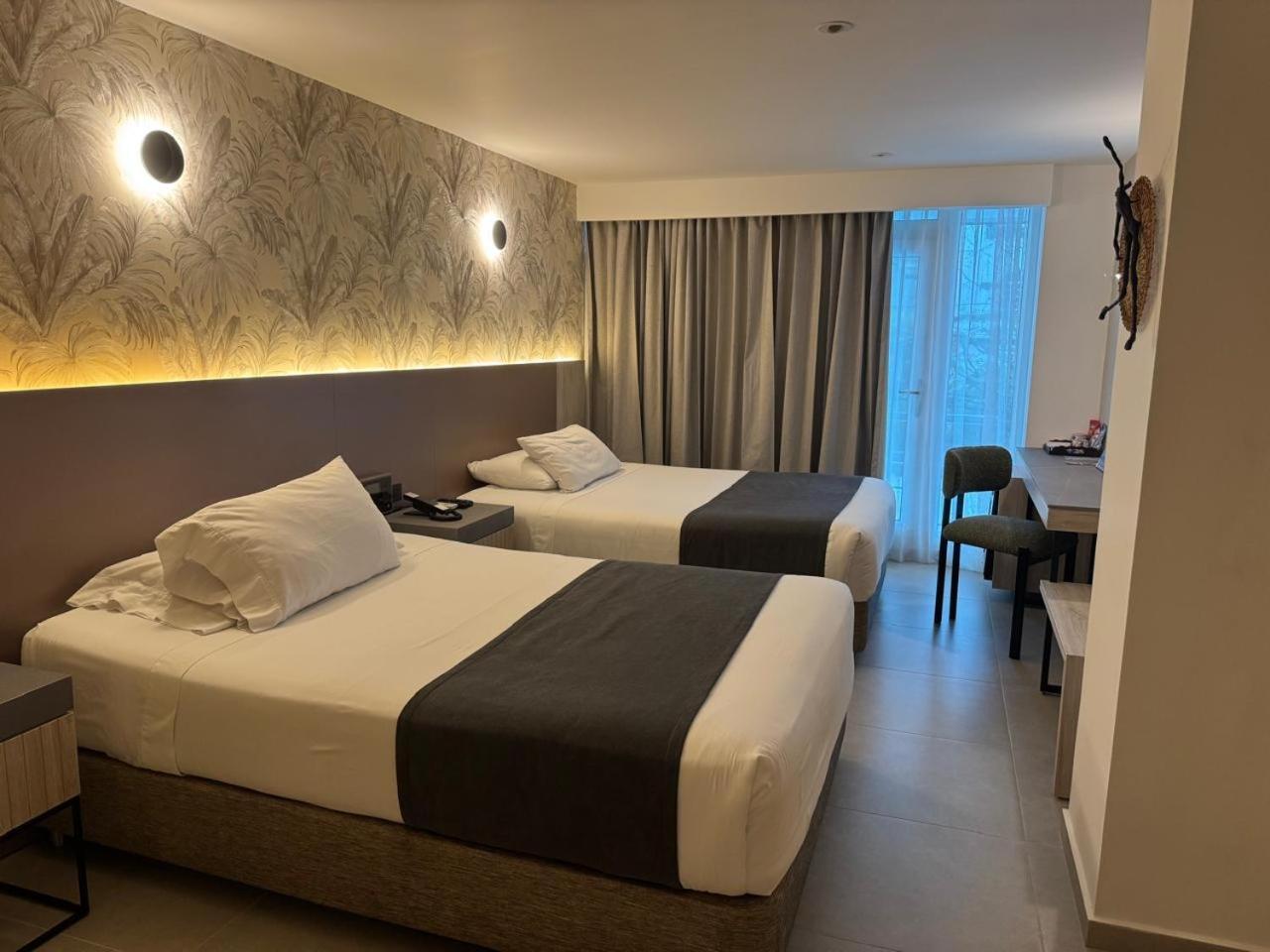 פריירה Zi One Luxury Hotel מראה חיצוני תמונה