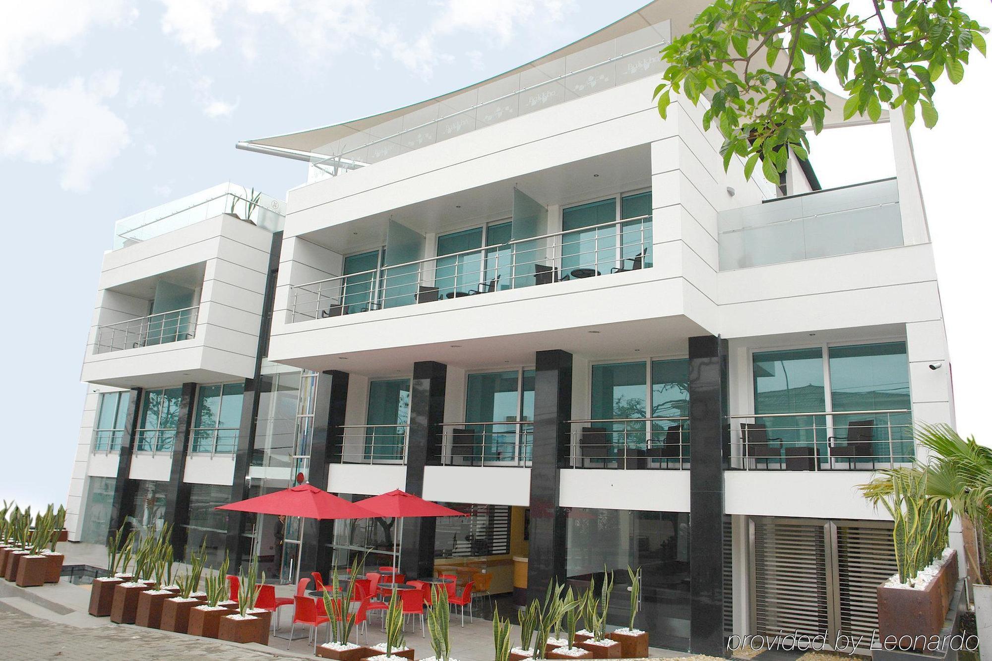 פריירה Zi One Luxury Hotel מראה חיצוני תמונה