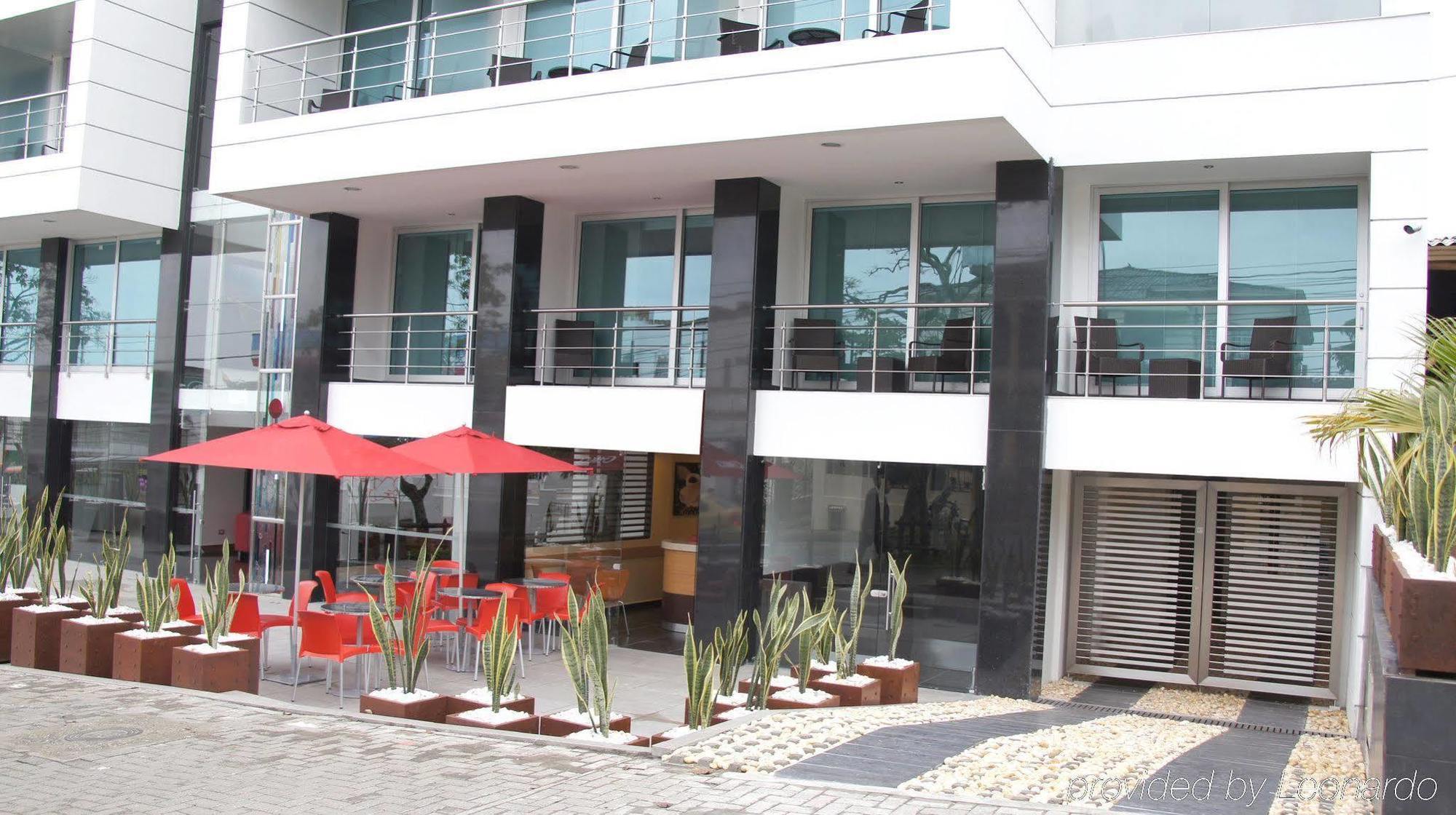 פריירה Zi One Luxury Hotel מראה חיצוני תמונה