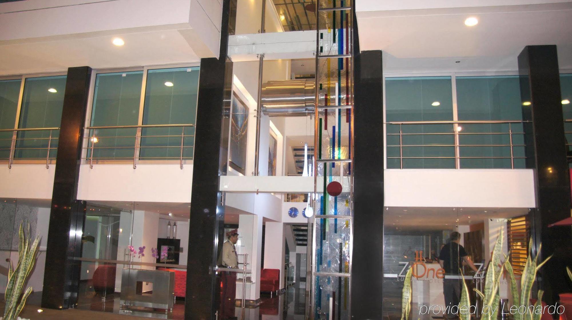 פריירה Zi One Luxury Hotel מראה חיצוני תמונה