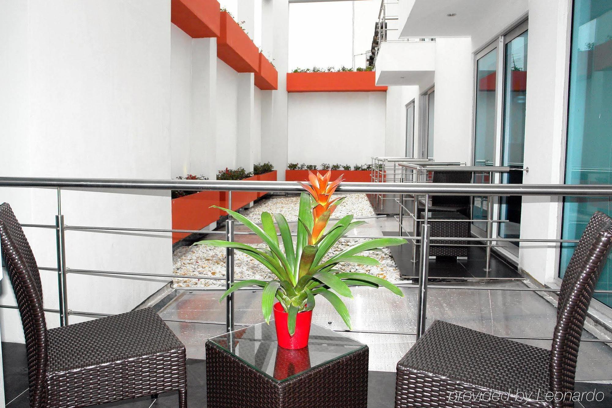 פריירה Zi One Luxury Hotel מראה חיצוני תמונה