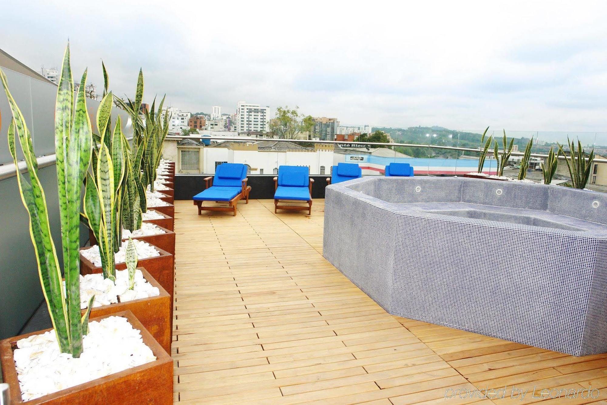 פריירה Zi One Luxury Hotel מראה חיצוני תמונה